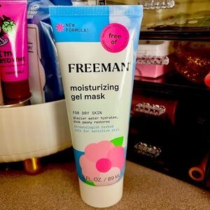 2 Freeman Moisturizing Glacier Water & Pink Peony Gel Facial Mask